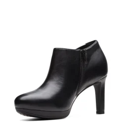 Best Clarks Women's , Ambyr Hope Shootie Black