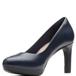 Outlet Clarks Women's , Ambyr Joy Pump Navy
