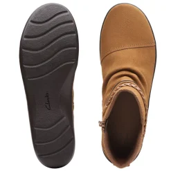 Clarks Women's , Cora Braid Boot Khaki