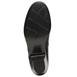 Sale Clarks Women's , Emily 2 Erin Shootie Black