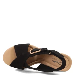 Sale Clarks Women's , Giselle Dove Sandal Black