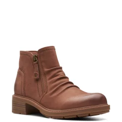 Sale Clarks Women's , Hearth Dove Boot Tan