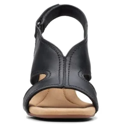 Outlet Clarks Women's , Kyarra Aster Sandal Black