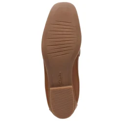 Discount Clarks Women's , Lyrical Way Loafer Tan