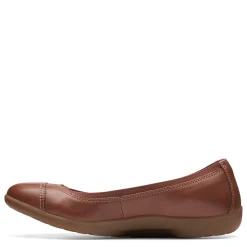 New Clarks Women's , Meadow Opal Slip-On Tan