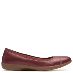 Clarks Women's , Meadow Opal Slip-On Chestnut