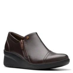 New Clarks Women's , Suttyn Zip Bootie Chocolate