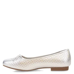 Sale Cliffs by White Mountain Women's , Bessy Flat Silver