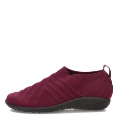 New Naot Women's , Okahu Slip-On Rasberry