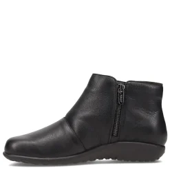 New Naot Women's , Wanaka Boot Black