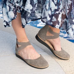 Hot SOUL Naturalizer Women's , Intro Slip-On Grey