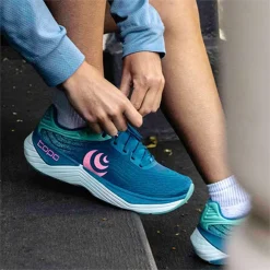 Sale Topo Athletic Women's Topo, Ultrafly 5 Running Shoe Blue/Aqua