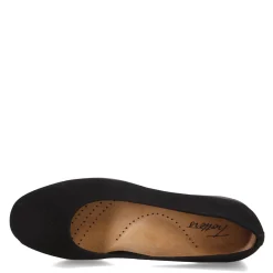 Clearance Trotters Women's , Darcey Flat Black Perf
