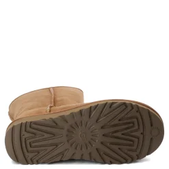 UGG Women's , Classic Short II Boot Chestnut