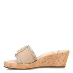 Vaneli Women's , Cattee Sandal Camel