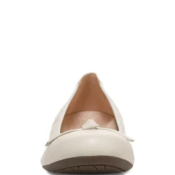 Discount Vionic Women's , Amorie Flat Cream